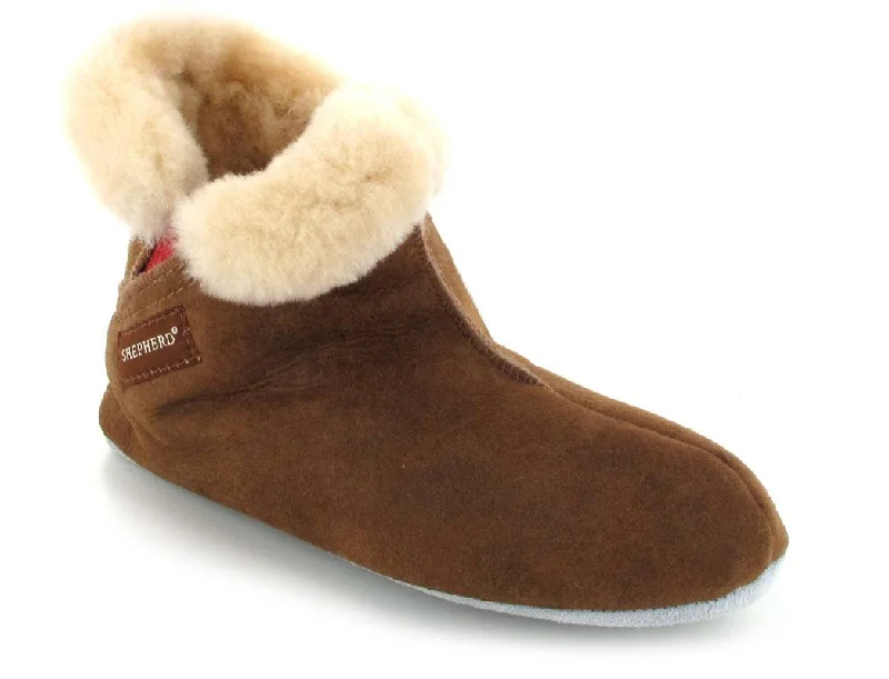 Ultra-Light Foam Sneakers SHEPHERD Women's Sheepskin Slipper Boots | Mariette, Antique/Cognac Ultra-Light Foam Sneakers SHEPHERD Women's Sheepskin Slipper Boots | Mariette, Antique/Cognac